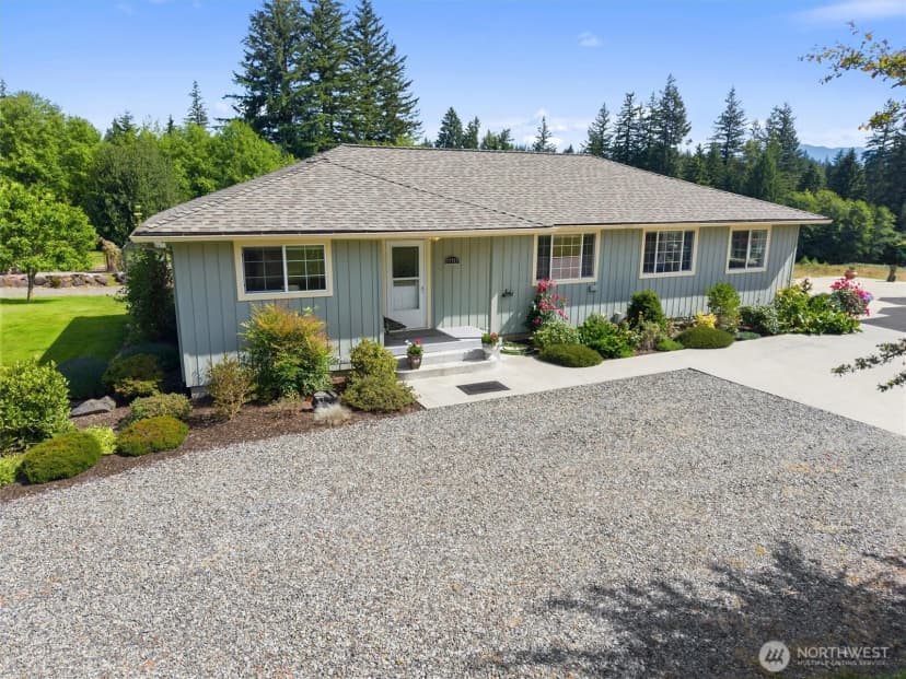 Property photo for 17315 Dubuque Road, Snohomish photo 3