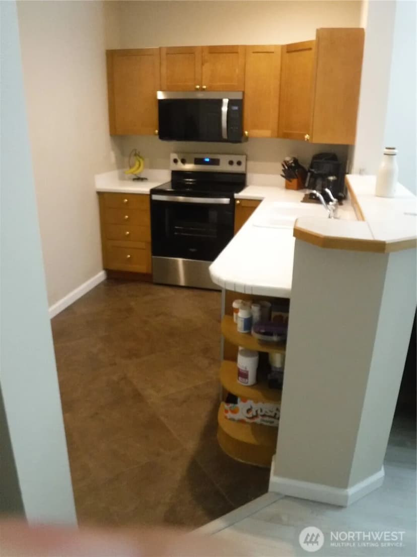 Property photo for 12712 Admiralty Way Se #d303, Everett photo 3
