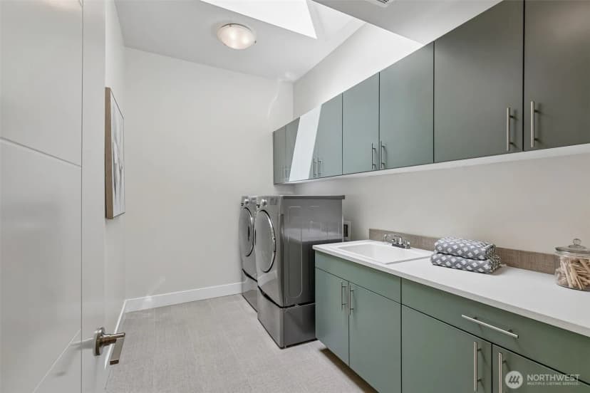 Property photo for 13110 Ne 97th Street, Kirkland photo 29