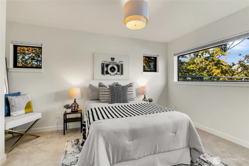 Property photo for 1942 7th Avenue W, Seattle photo 12
