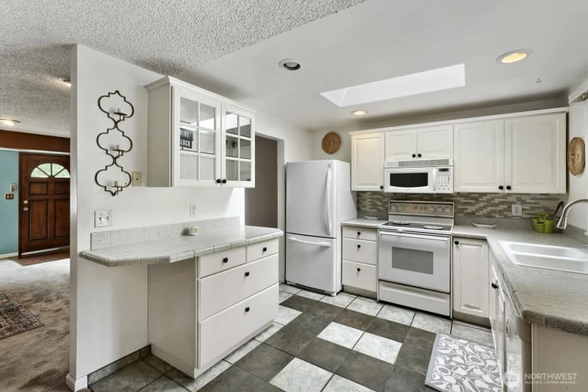 Property photo for 606 Sw 302nd Street, Federal Way photo 9
