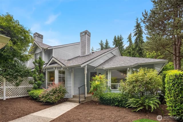 Property photo for 14301 Se 42nd Lane, Bellevue photo 2