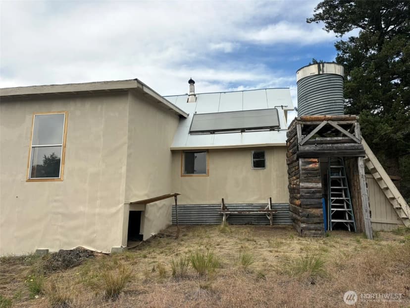 Property photo for 184 N Lambert Lane, Republic photo 32