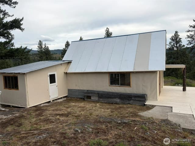 Property photo for 184 N Lambert Lane, Republic