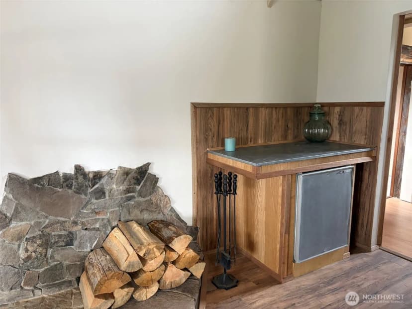 Property photo for 184 N Lambert Lane, Republic photo 22