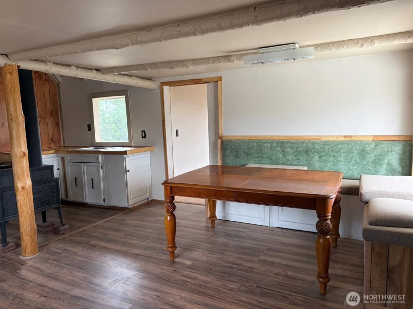 Property photo for 184 N Lambert Lane, Republic photo 17