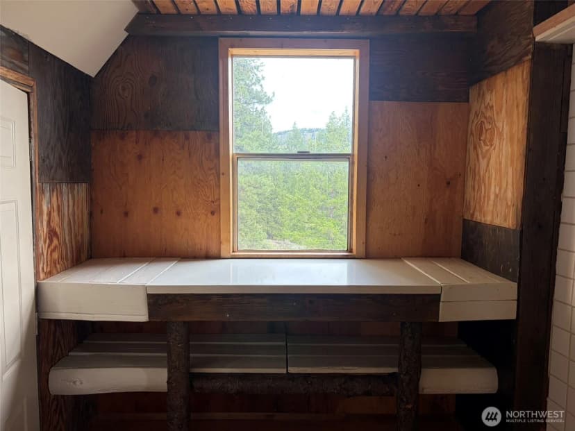 Property photo for 184 N Lambert Lane, Republic photo 24