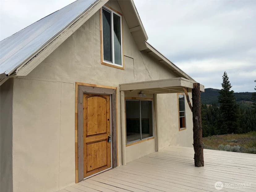 Property photo for 184 N Lambert Lane, Republic photo 2