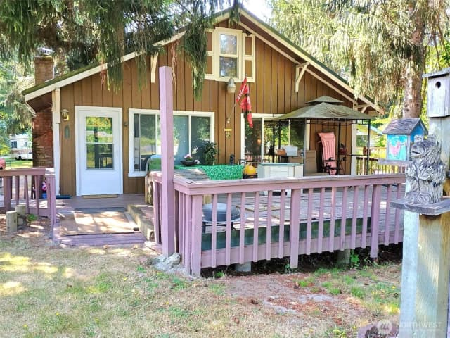 Property photo for 18704 Dynamite Drive Se, Yelm