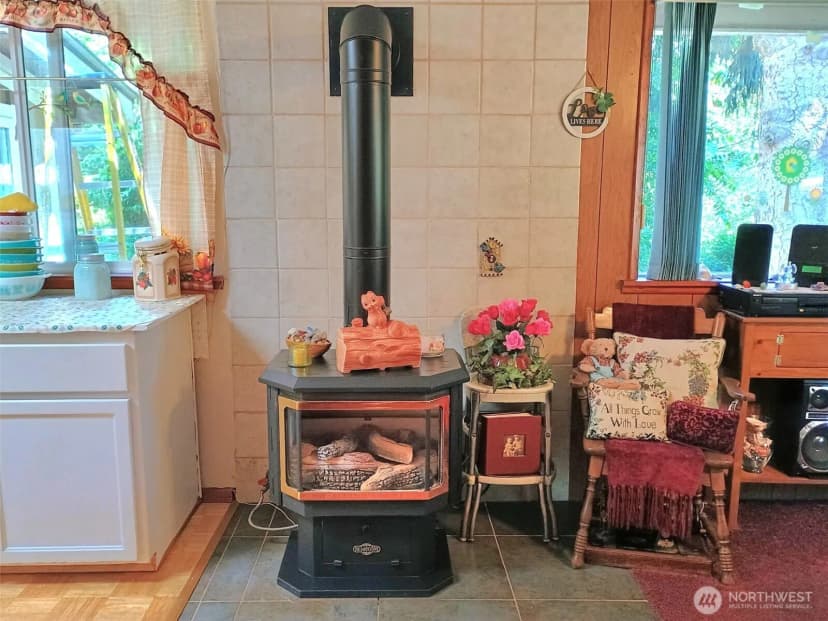 Property photo for 18704 Dynamite Drive Se, Yelm photo 7