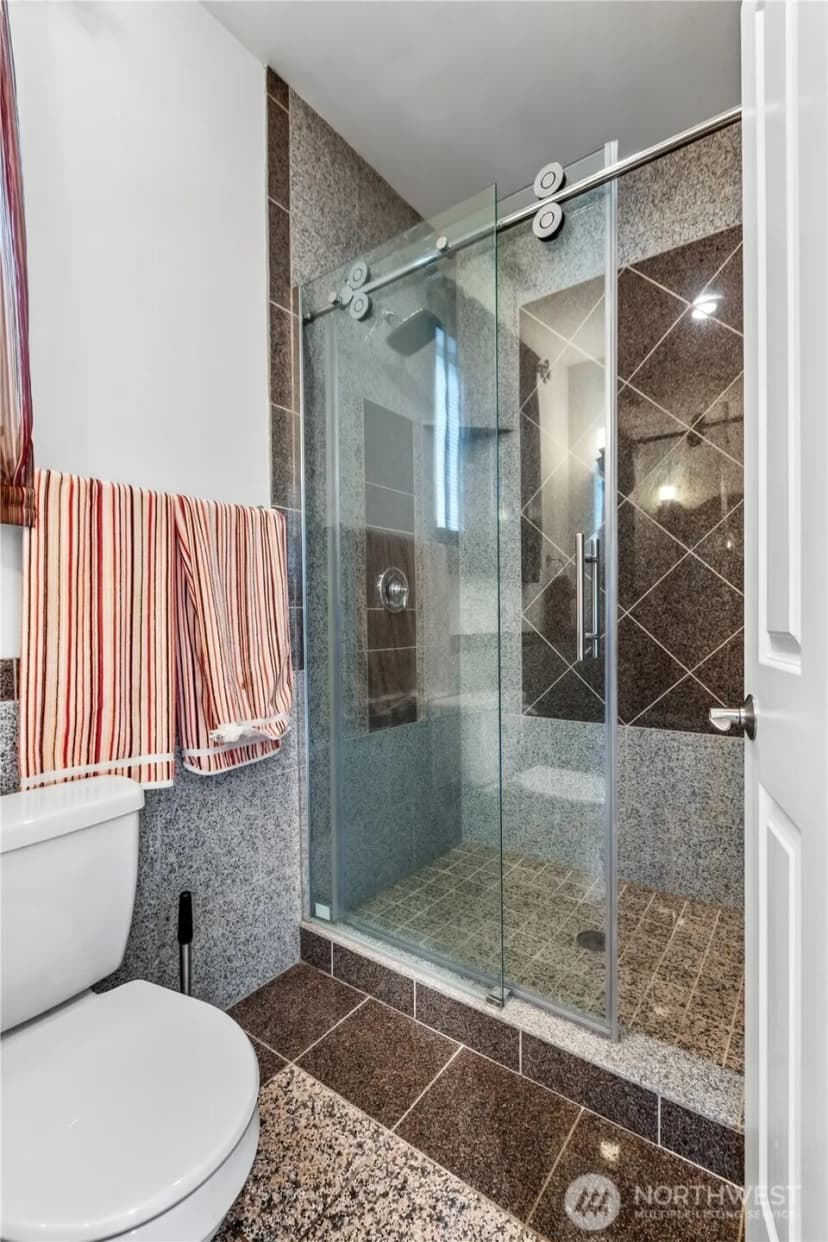 Property photo for 18214 29th Drive Se, Bothell photo 13