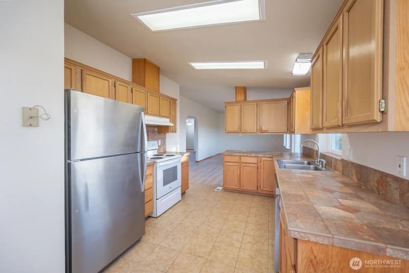 Property photo for 5486 Road 8.3 Se, Othello photo 15