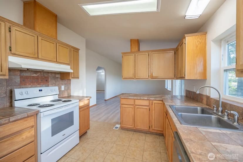 Property photo for 5486 Road 8.3 Se, Othello photo 16