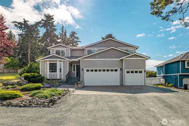 Property photo for 557 Fort Ebey Road, Coupeville photo 2