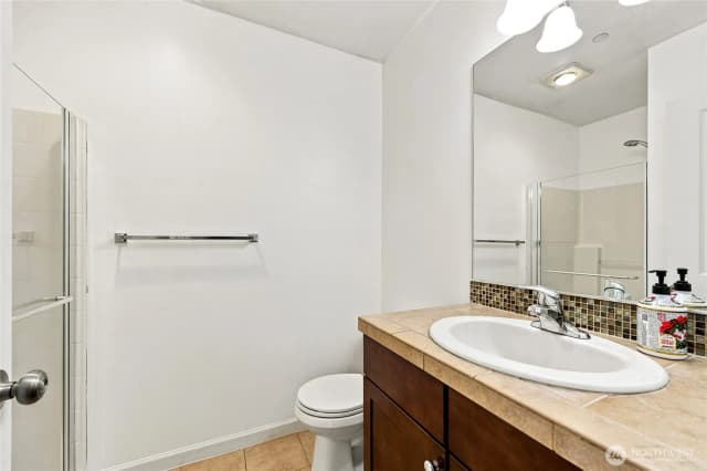 Property photo for 20205 78th Street Ct E, Lake Tapps photo 3