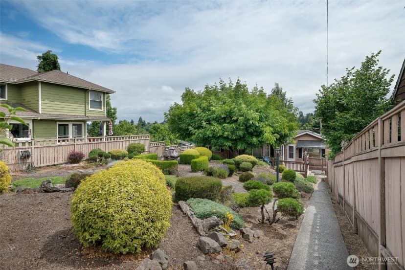 Property photo for 3242 36th Avenue W, Seattle photo 6