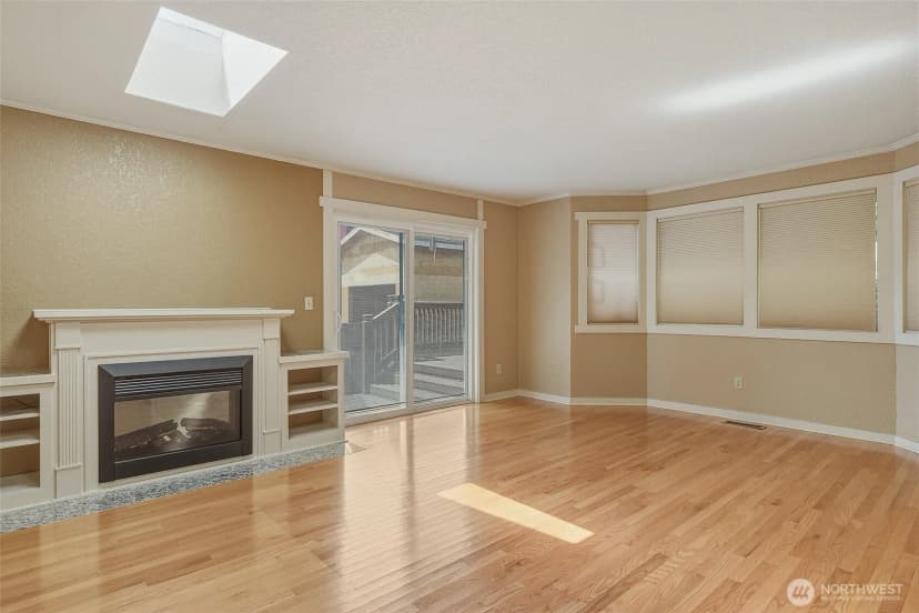 Property photo for 3242 36th Avenue W, Seattle photo 23