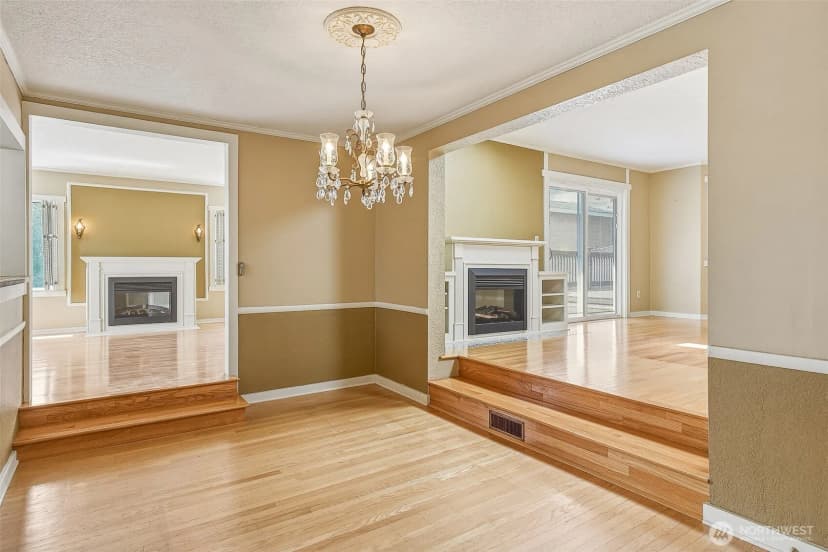 Property photo for 3242 36th Avenue W, Seattle photo 17