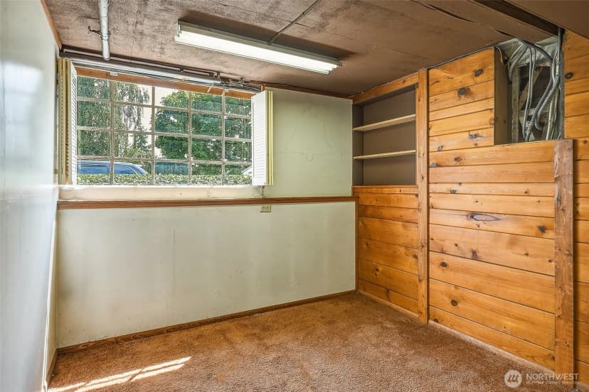 Property photo for 3242 36th Avenue W, Seattle photo 36