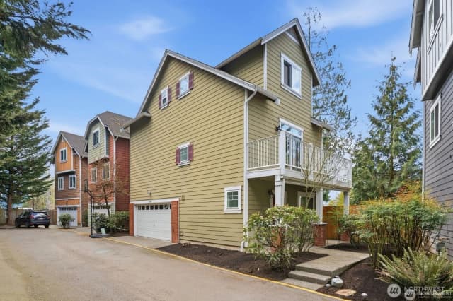 Property photo for 15408 14th Avenue W, Lynnwood, Washington 98087