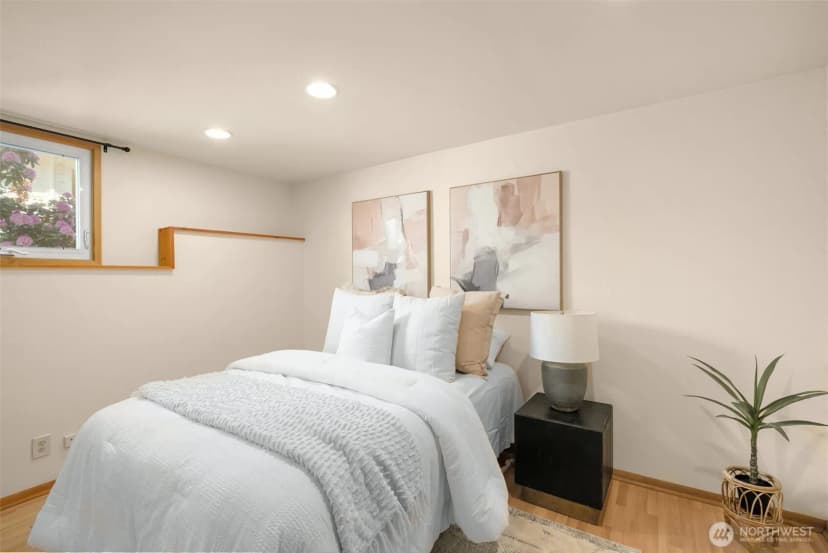 Property photo for 4333 32nd Avenue W, Seattle photo 17