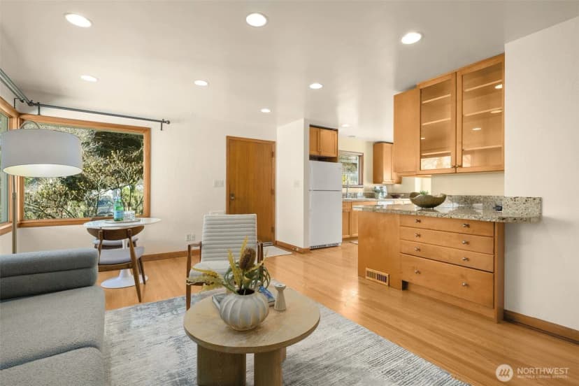 Property photo for 4333 32nd Avenue W, Seattle photo 6