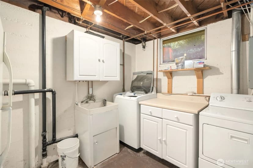 Property photo for 4333 32nd Avenue W, Seattle photo 20
