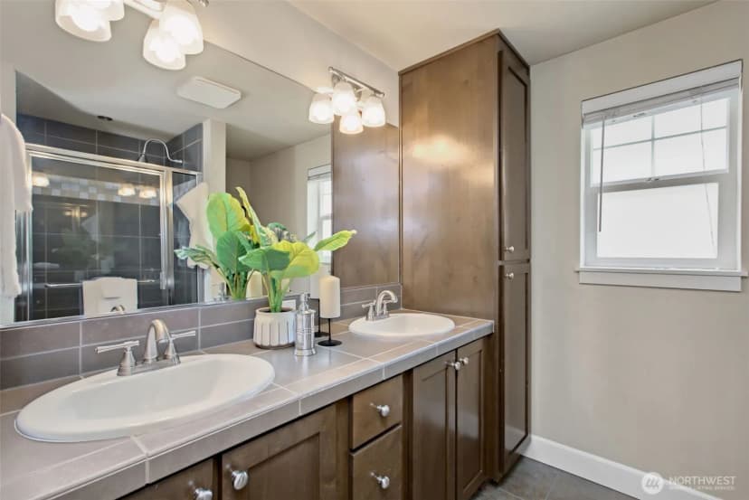 Property photo for 2707 Sw Sylvan Heights Drive, Seattle photo 20