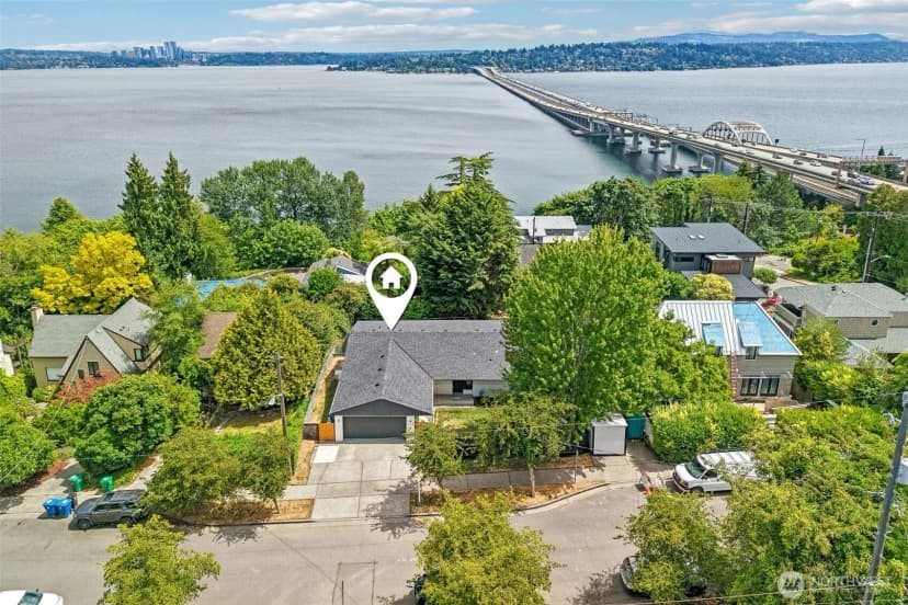 Property photo for 1318 Lake Washington Boulevard S, Seattle photo 30