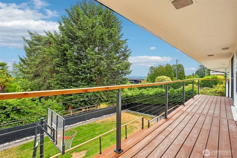 Property photo for 1318 Lake Washington Boulevard S, Seattle photo 19