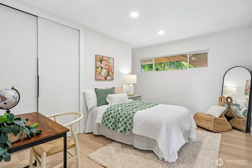 Property photo for 1318 Lake Washington Boulevard S, Seattle photo 15