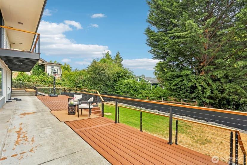 Property photo for 1318 Lake Washington Boulevard S, Seattle photo 32