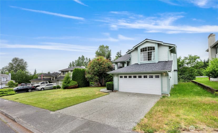 Property photo for 7015 76th Drive Ne, Marysville photo 3