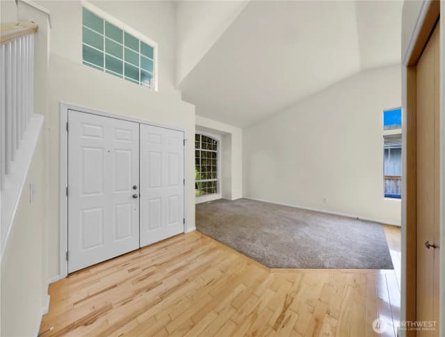Property photo for 7015 76th Drive Ne, Marysville photo 5