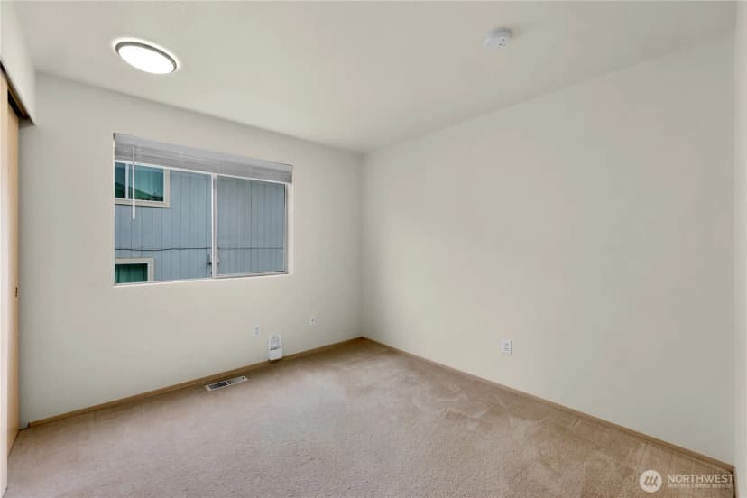 Property photo for 7015 76th Drive Ne, Marysville photo 27