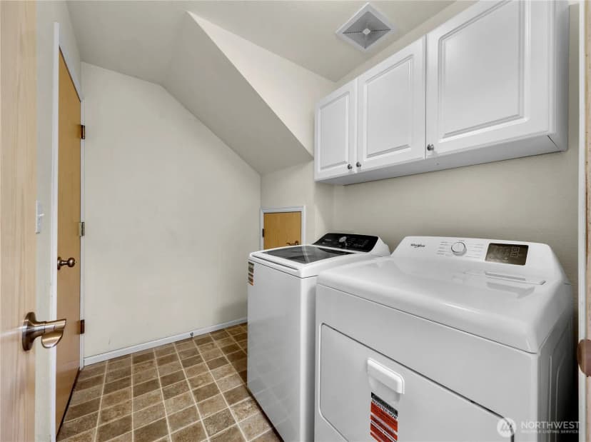 Property photo for 7015 76th Drive Ne, Marysville photo 21