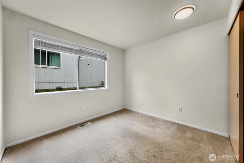 Property photo for 7015 76th Drive Ne, Marysville photo 22