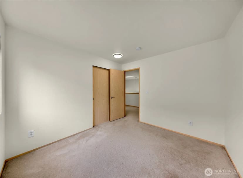 Property photo for 7015 76th Drive Ne, Marysville photo 29