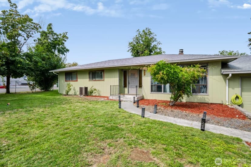 Property photo for 156 Warden Avenue Nw, Soap Lake photo 5