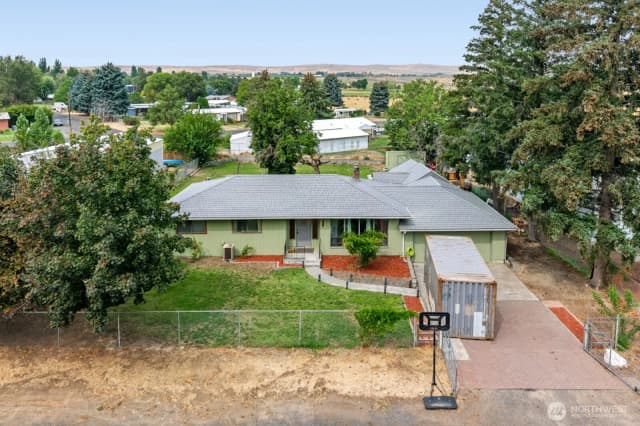 Property photo for 156 Warden Avenue Nw, Soap Lake photo 3