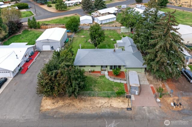Property photo for 156 Warden Avenue Nw, Soap Lake