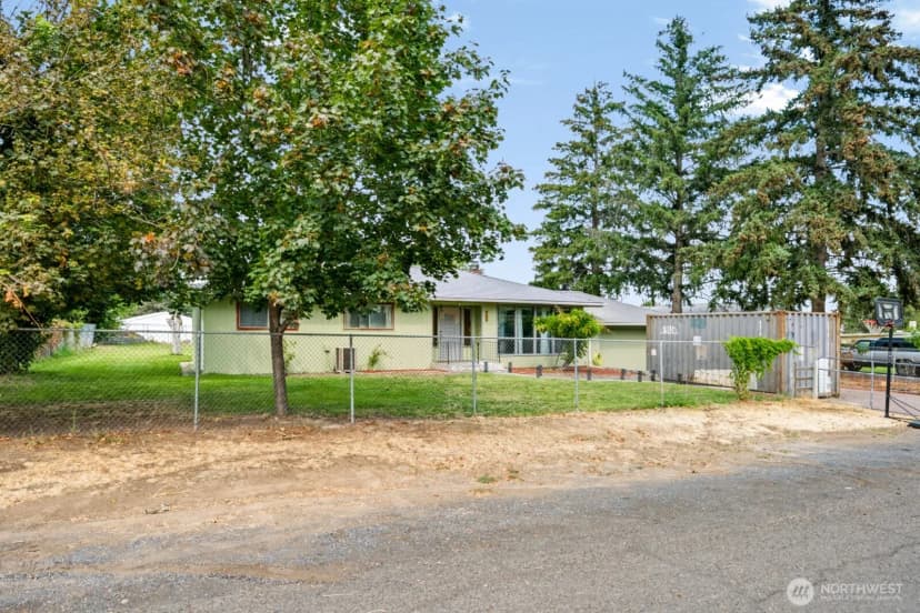 Property photo for 156 Warden Avenue Nw, Soap Lake photo 4