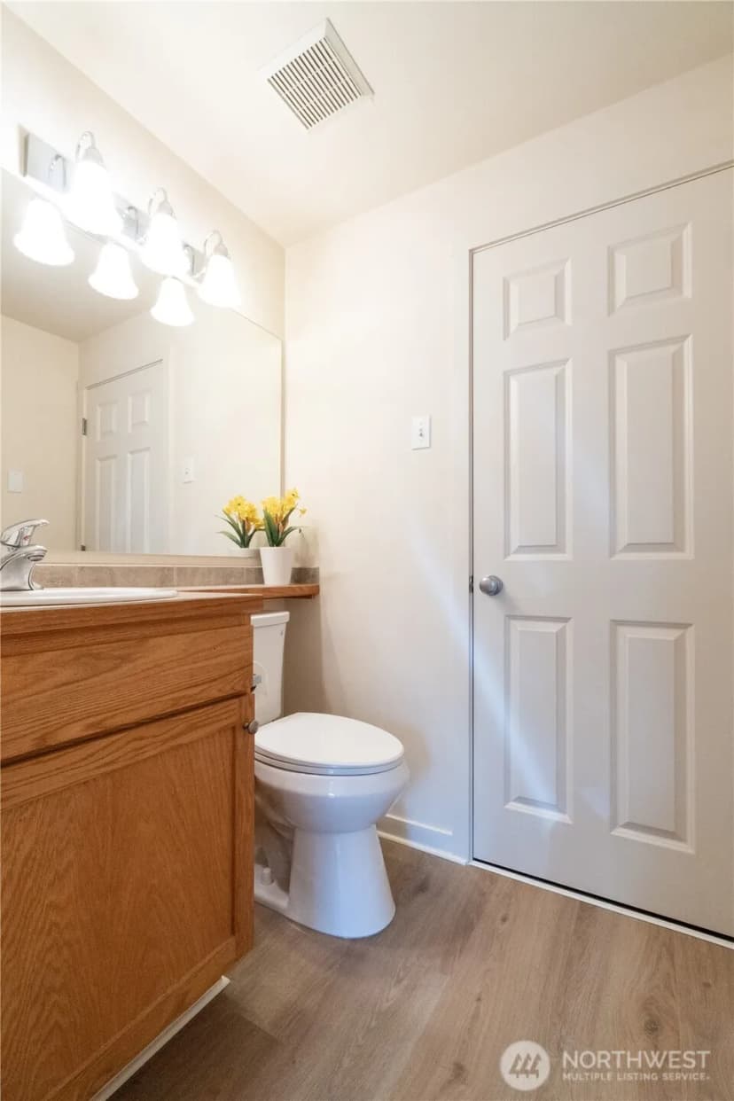 Property photo for 205 27th Avenue S #205, Seattle photo 27