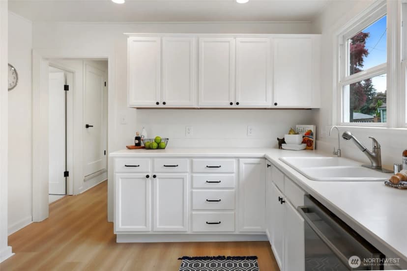 Property photo for 3006 Ne 133rd Street, Seattle photo 20