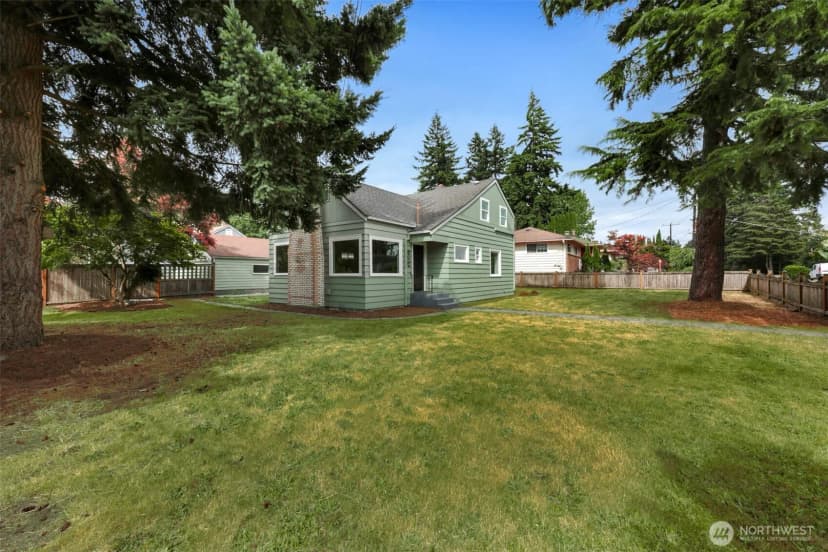 Property photo for 3006 Ne 133rd Street, Seattle photo 34