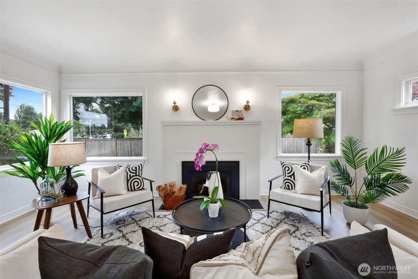 Property photo for 3006 Ne 133rd Street, Seattle photo 6