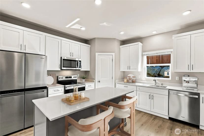 Property photo for 13901 11th Place W #b, Lynnwood photo 12