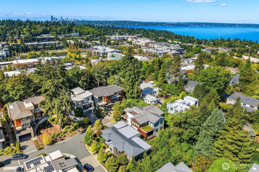 Property photo for 8270 Se 31st Street, Mercer Island photo 38