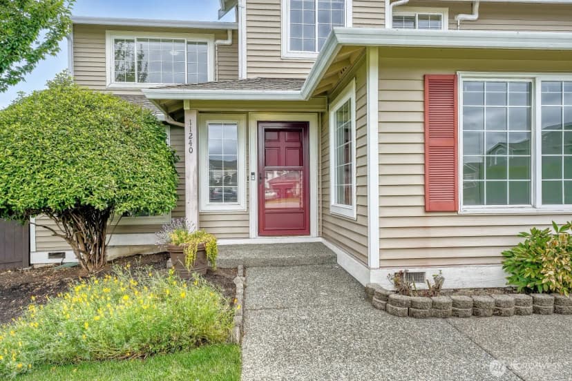 Property photo for 11240 Se 189th Court, Renton photo 3