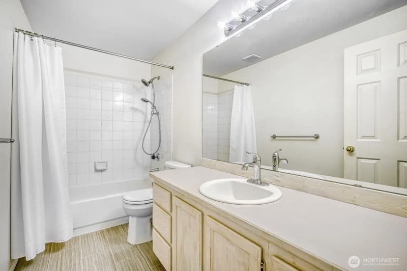 Property photo for 11240 Se 189th Court, Renton photo 25